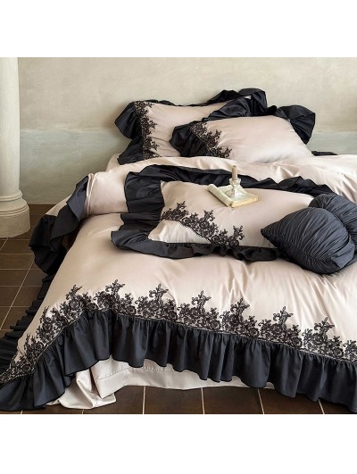 Retro Gothic Floral Lace Ruffled Embroidery Comforter Set