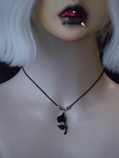 Black Retro Gothic Cord Necklace with Rose Pendant