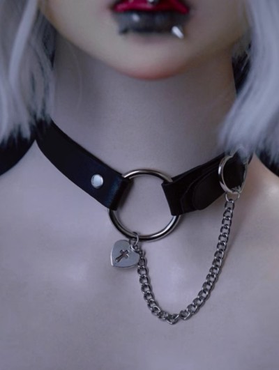 Black Metal O-Ring Heart Buckle Faux Leather Choker